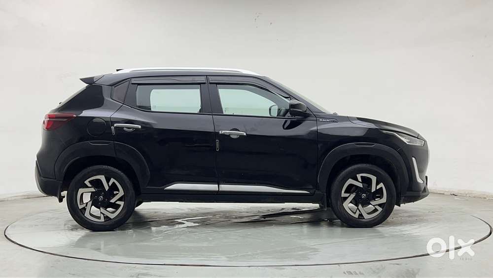 Nissan Magnite 1.0 Xv, 2022, Petrol