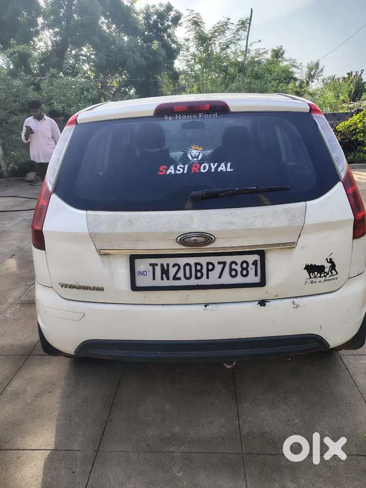 Ford Figo 2011 Petrol 122956 Km Driven