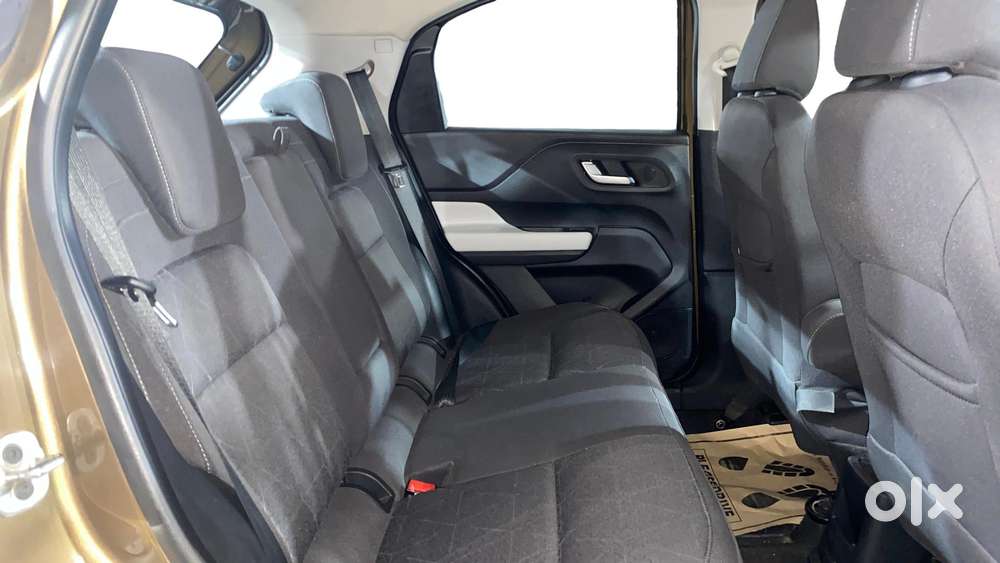 Tata Punch 1.2 Revotron Creative Amt Dual Tone, 2023, Petrol