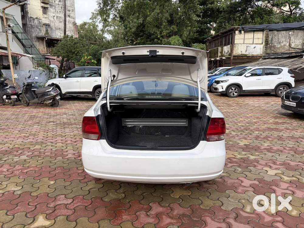 Volkswagen Vento 1.6 Highline Plus 16 Alloy, 2015, Petrol