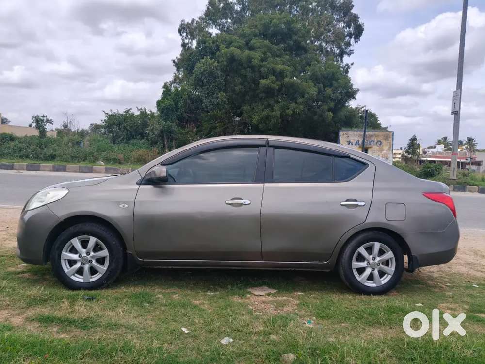 Nissan Sunny Edition 2013
