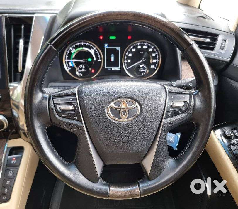 Toyota Vellfire Vip – Executive Lounge, 2022, Petrol