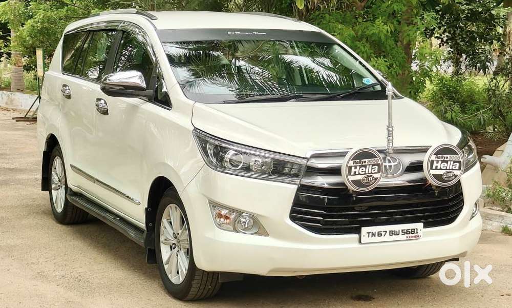 Toyota Innova Crysta 2.8z Automatic, 2019