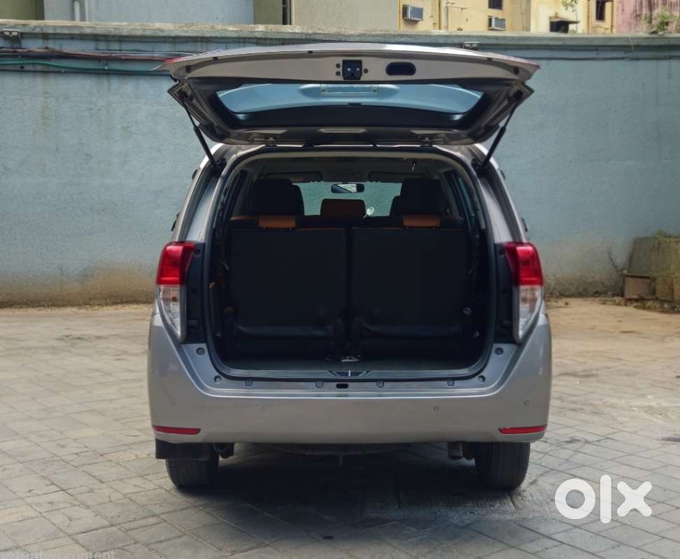 Toyota Innova Crysta [2020-ongoing] 2.4 Gx 8 Str, 2021, Diesel