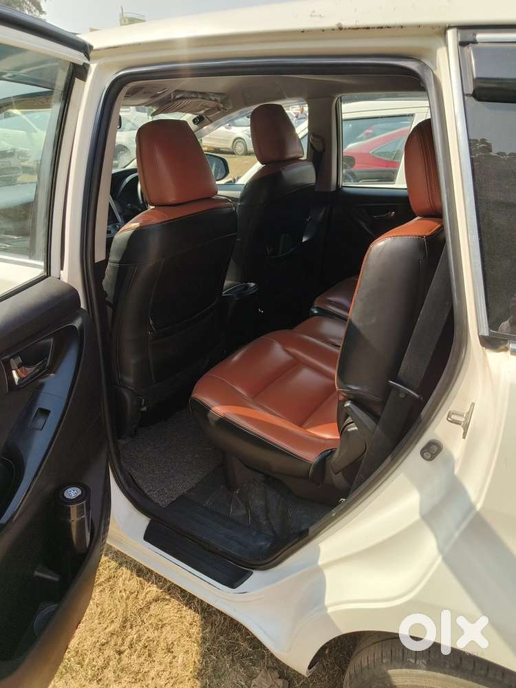 Toyota Innova Crysta 2019