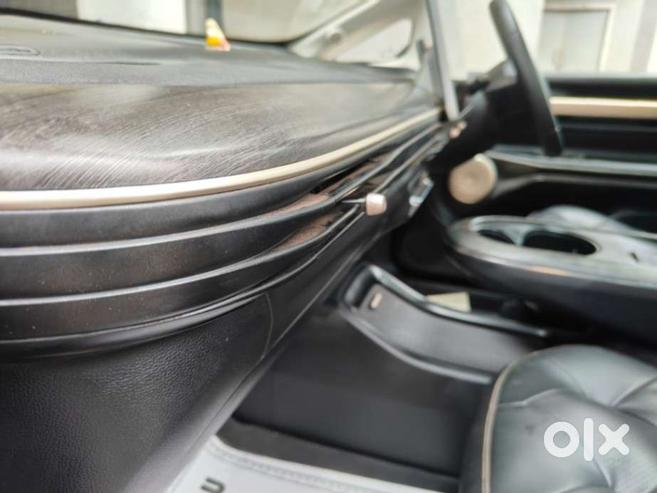 Mg Windsor Ev Essence, 2024, Electric