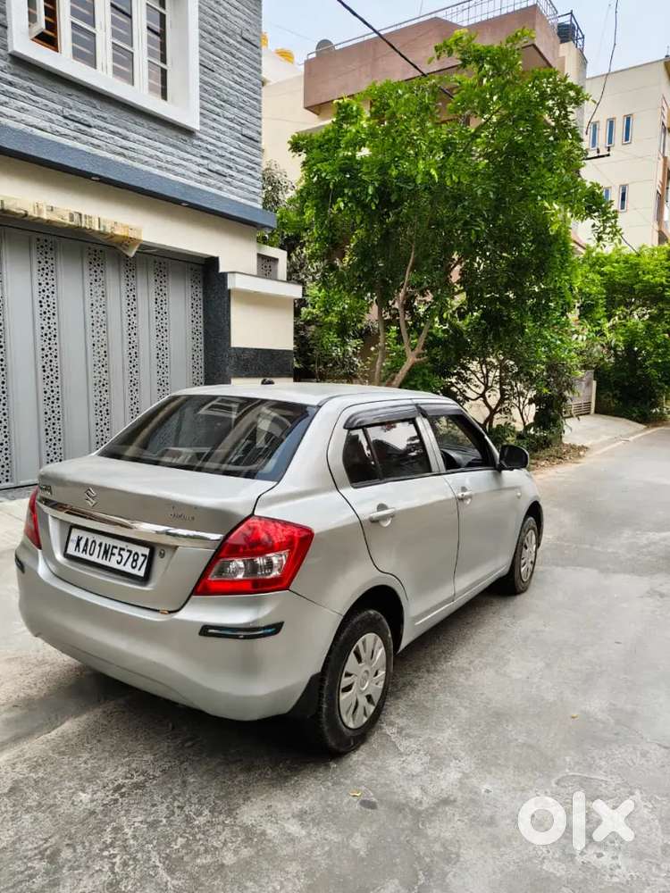 Maruti Suzuki Swift Dzire 2012 Petrol Well Maintained