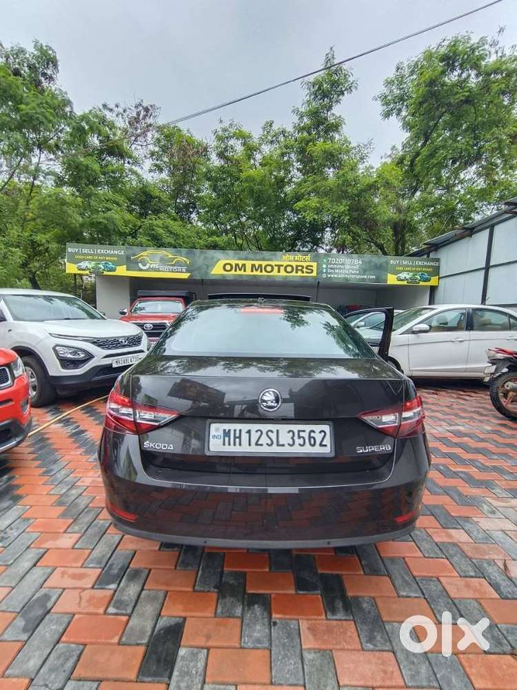 Skoda Superb Lk 1.8 Tsi At, 2020, Petrol