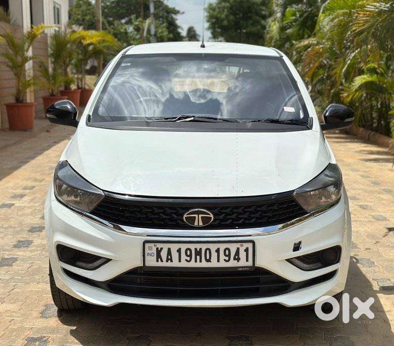 Tata Tiago 1.2 Revotron Xt (o), 2024, Petrol
