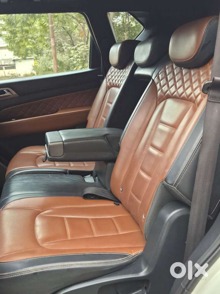 Mahindra Alturas G4 4x4 At, 2020, Diesel
