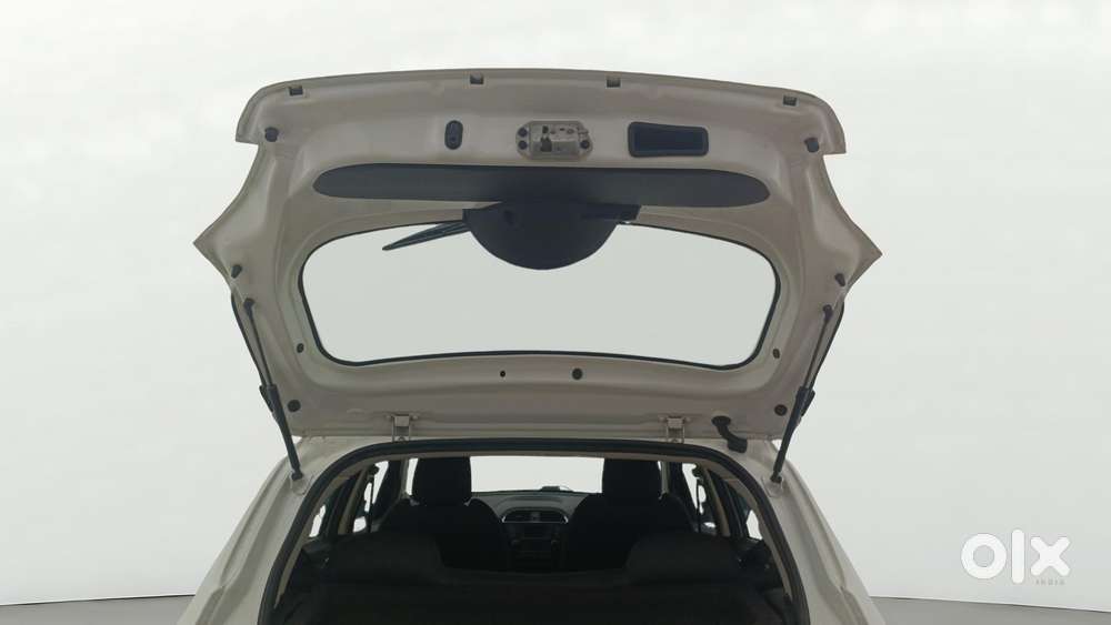 Tata Tiago 1.2 Revotron Xza, 2018, Petrol