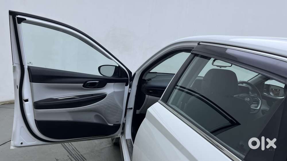 Hyundai New I20 1.2 Asta (o) Mt, 2024, Petrol
