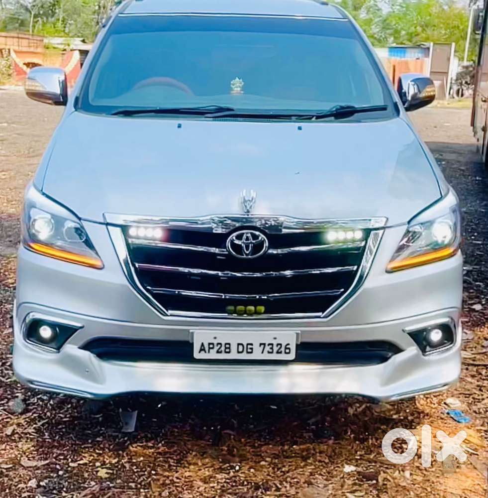 Toyota Innova Diesel Manual 2010 Km Driven