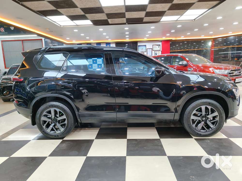 Tata Safari 2.0 Kryotec Xza Plus (o) Red Dark Edition, 2023, Diesel