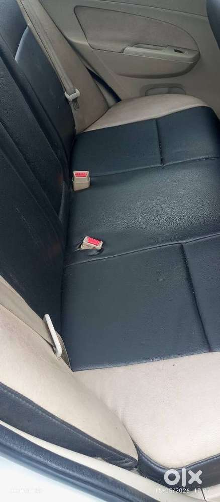 Maruti Suzuki Dzire 1.2 Vxi, 2014, Petrol