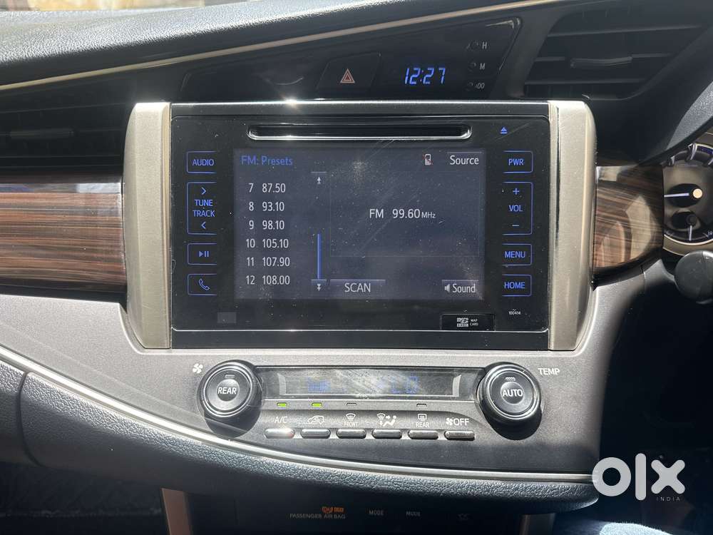 Toyota Innova Crysta [2020-ongoing] 2.7 Zx At 7 Str, 2016, Petrol