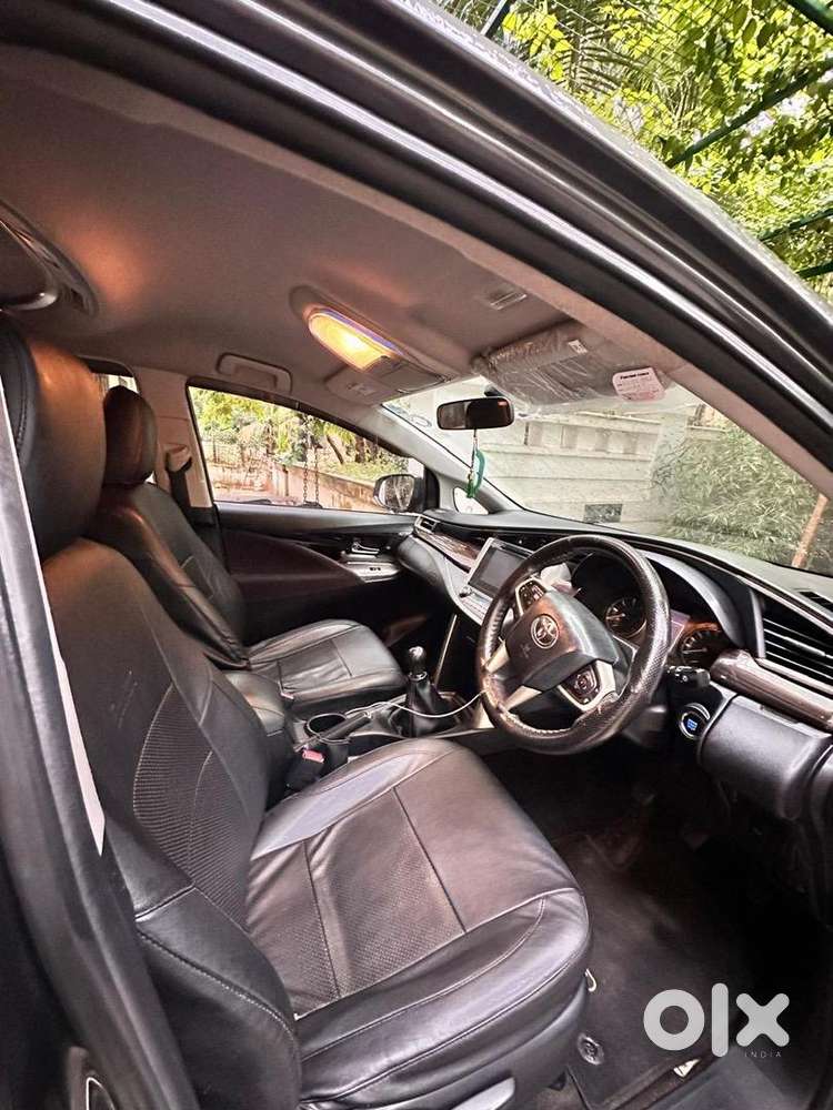 Toyota Innova Crysta