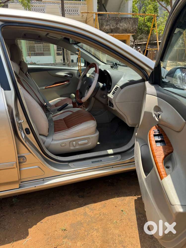 Toyota Corolla Altis 2009  Petrol+cng  Manual  Excellent Condition