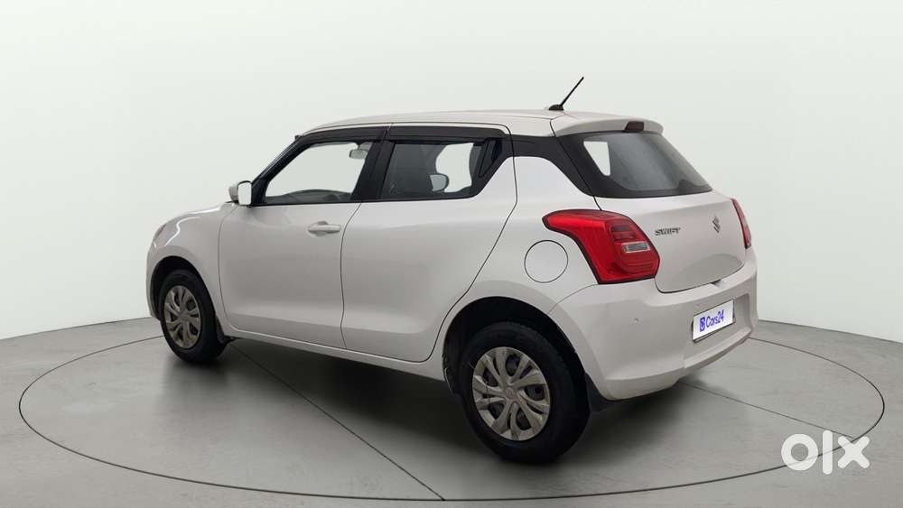 Maruti Suzuki Swift Vvt Vxi, 2022, Petrol