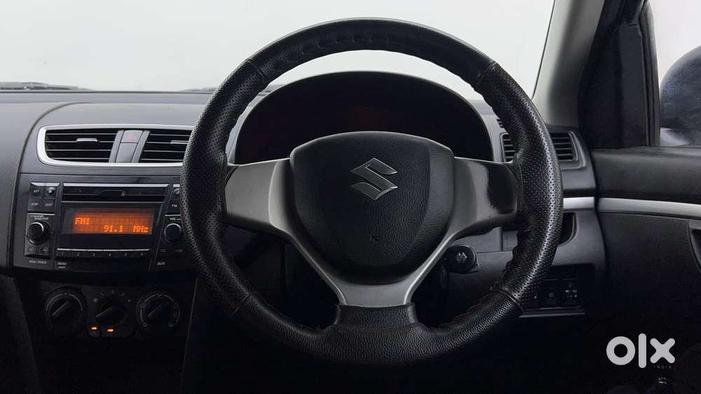 Maruti Suzuki Swift Vvt Vxi, 2015, Petrol