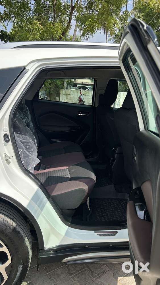 Maruti Suzuki Fronx Alpha 1.0l Turbo Mt, 2023, Petrol