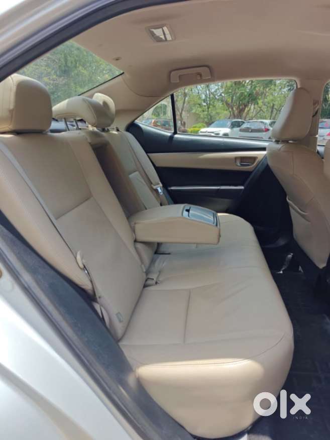 Toyota Corolla Altis Vl At, 2016, Petrol