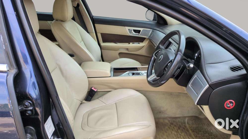 Jaguar Xf Petrol 2.0, 2015, Petrol