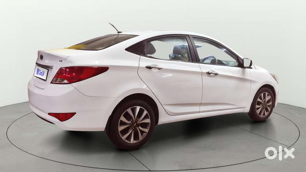 Hyundai Verna Hyundai-verna-2015-2016-1.6-crdi-s-option, 2015, Diese..