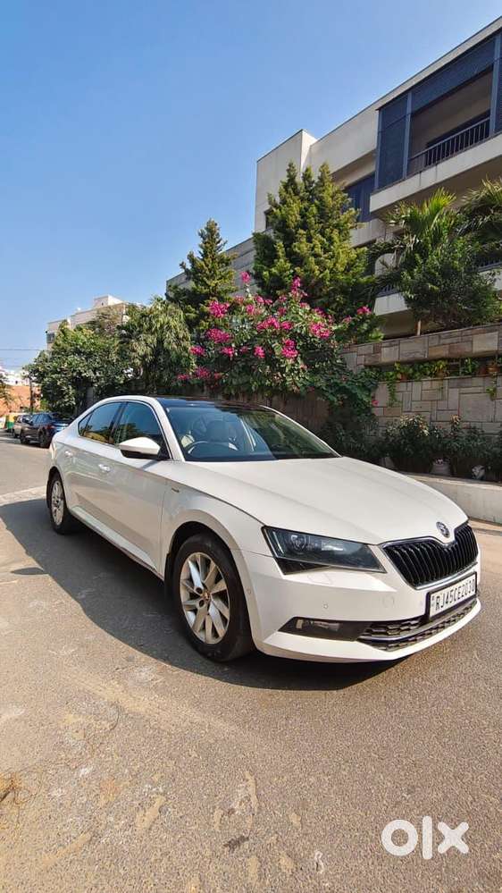 Skoda Superb Style 2.0 Tdi At, 2018, Diesel