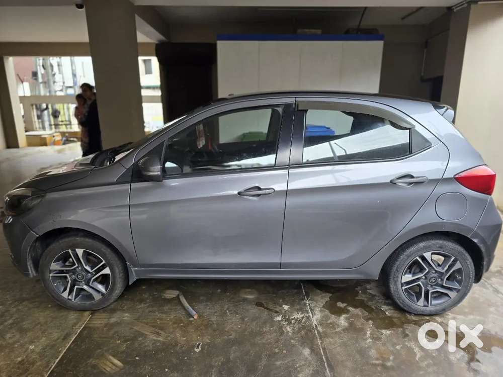 Tata Tiago Xz+ Dual Tone  2020  Petrol  70,000 Km  1st Owner