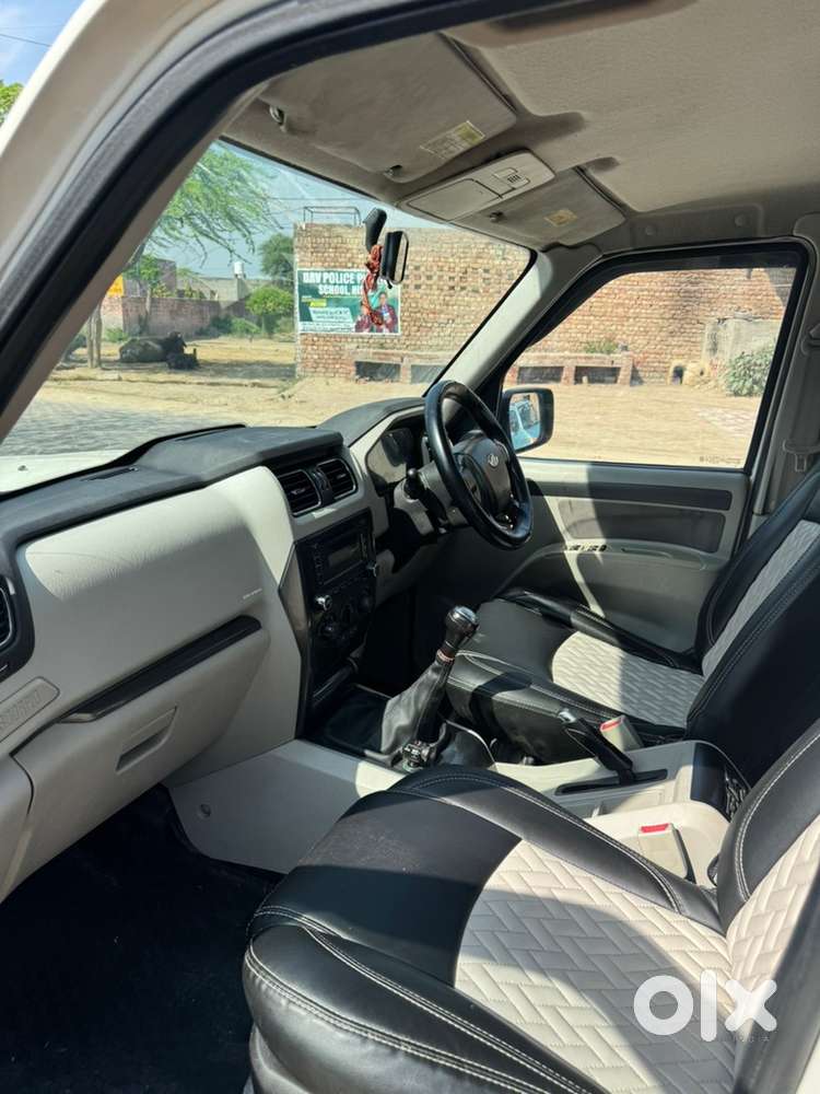 Mahindra Scorpio Classic 2016 Diesel