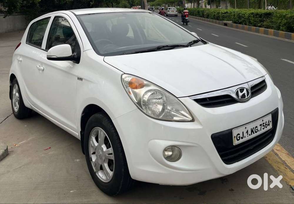 Hyundai I20 1.2 Asta, 2011, Cng & Hybrids