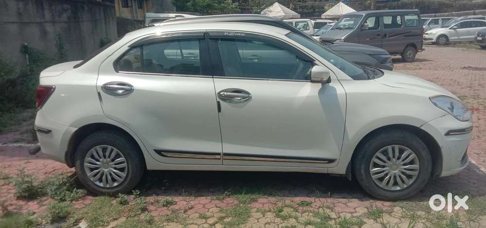 Maruti Suzuki Dzire 1.2 Vxi, 2021, Petrol