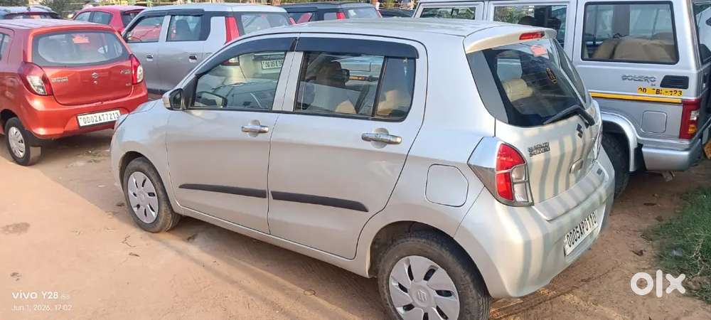 I Need Any Automatic Car In 1lakh Budget