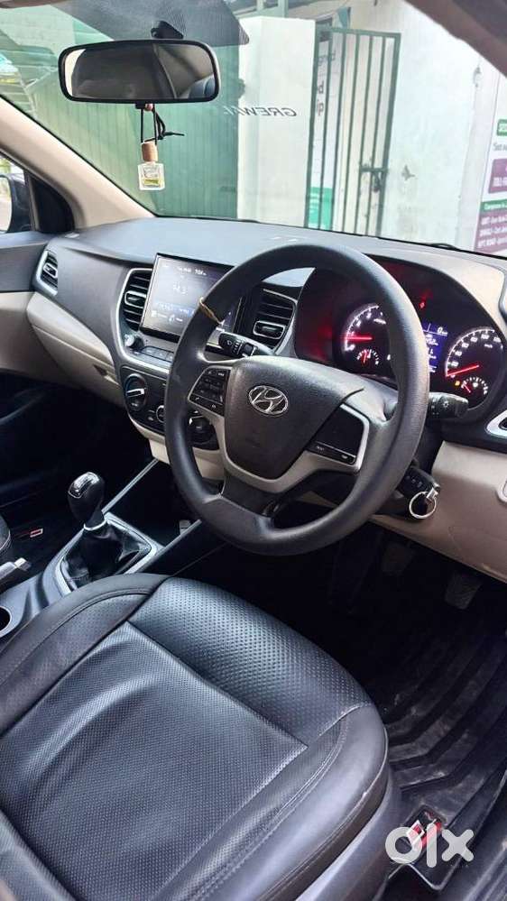 Hyundai Verna, 2022, Petrol