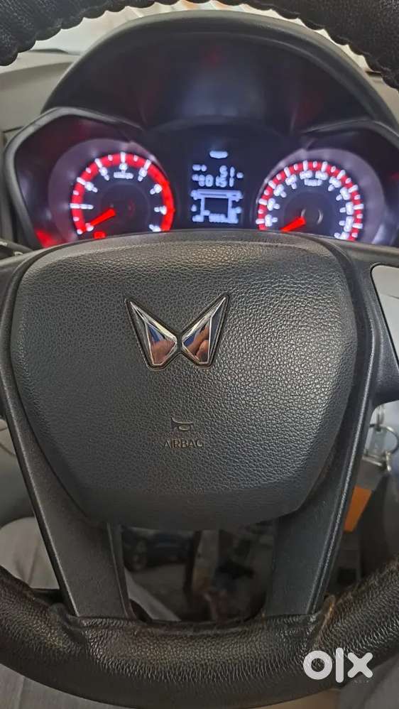 Mahindra Xuv300 2023 Petrol 9700 Km Driven