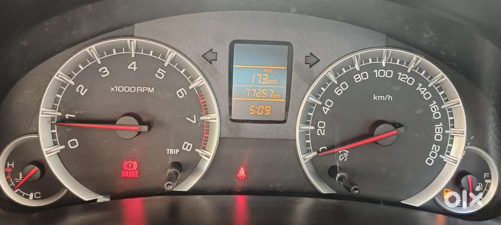 Maruti Suzuki Swift Ddis Vdi, 2017, Petrol
