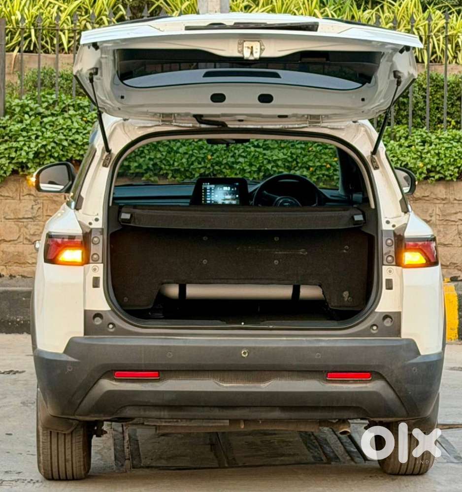 Maruti Suzuki Brezza, 2025, Cng & Hybrids