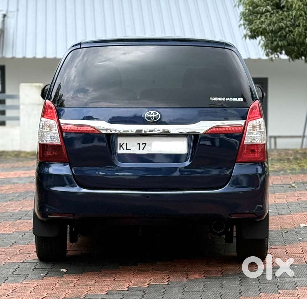 Toyota Innova 2.5 G (diesel) 8 Seater, 2005, Diesel