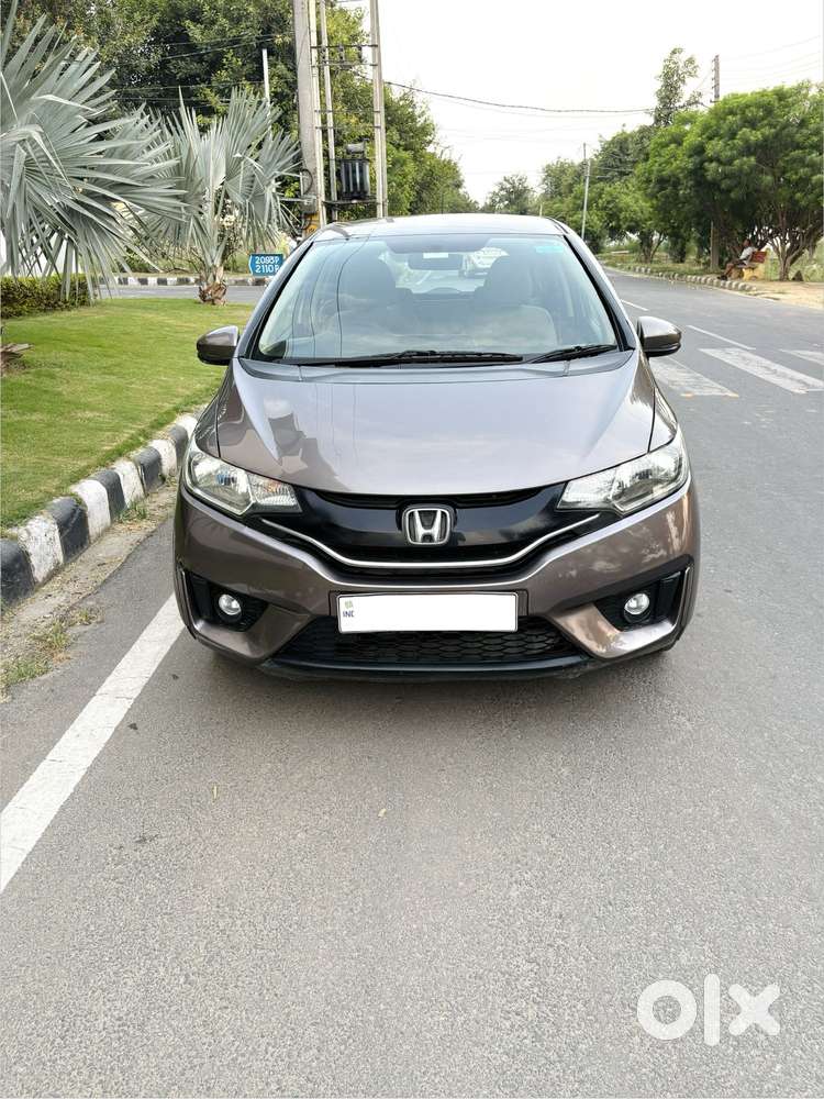 Honda Jazz V Automatic, 2015, Petrol
