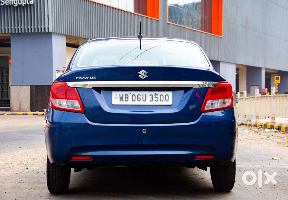 Maruti Suzuki Dzire 1.2 Vxi Amt, 2021, Petrol
