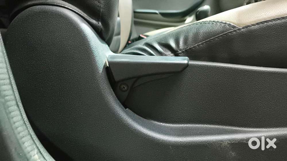 Tata Tiago Xe, 2018, Petrol