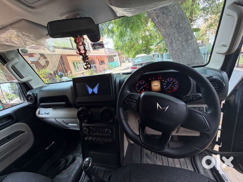 Mahindra Thar Roxx 2025