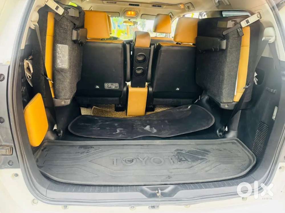 Toyota Innova Crysta 2021 Diesel 152000 Km Driven