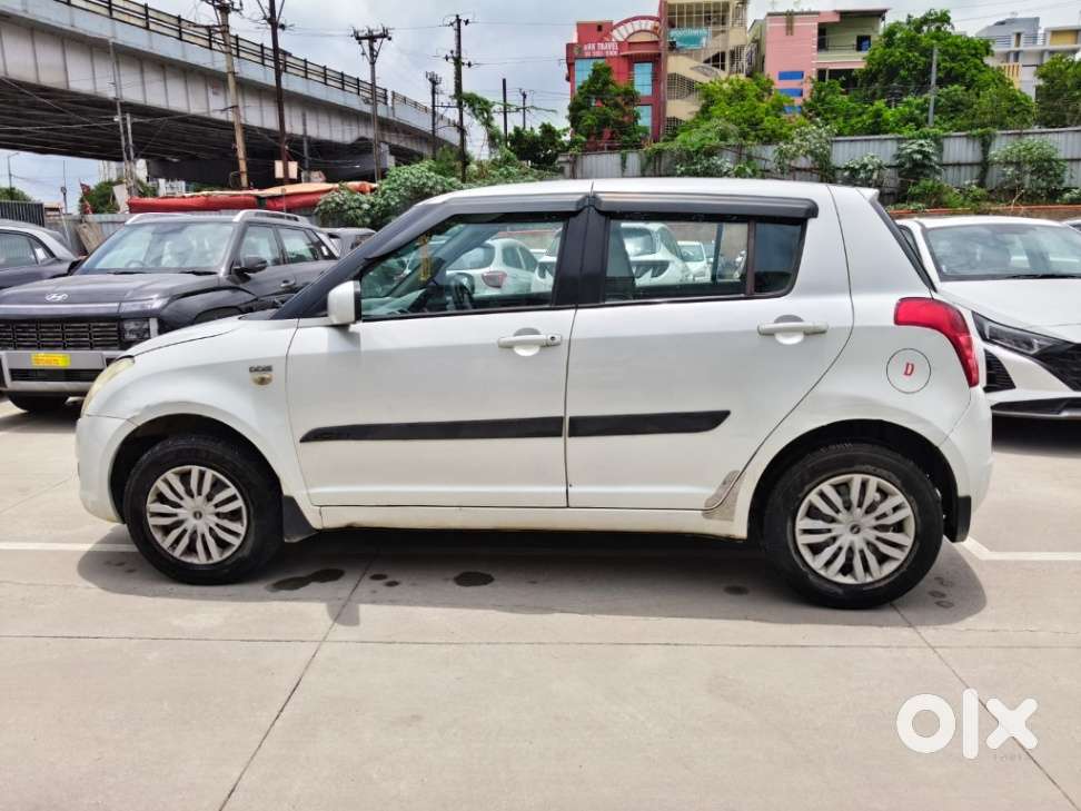 Maruti Suzuki Swift Vdi Bsiv W Abs, 2010, Diesel