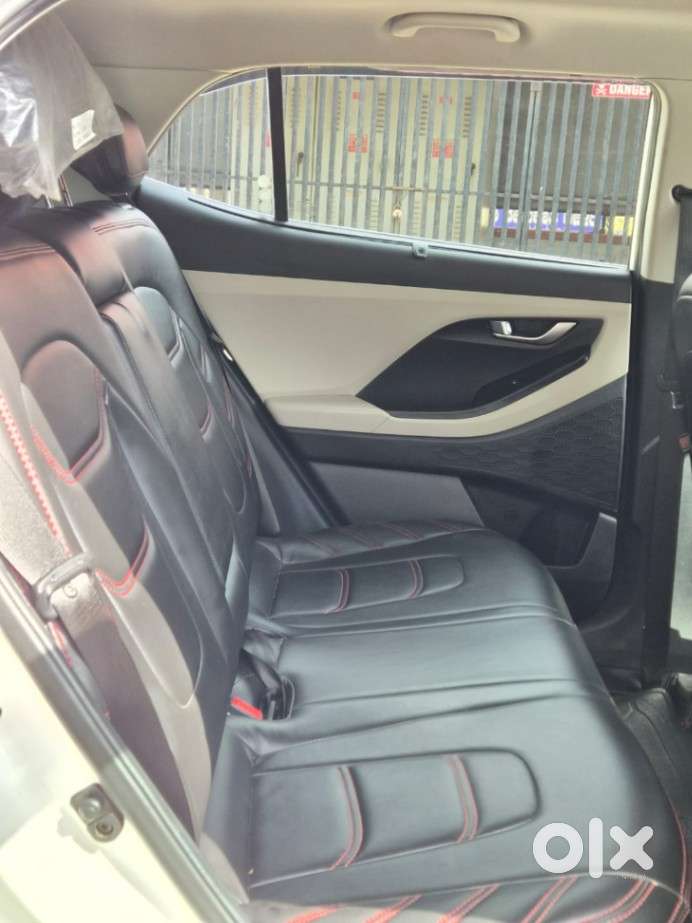Toyota Urban Cruiser Cruiser Premium, 2022, Petrol