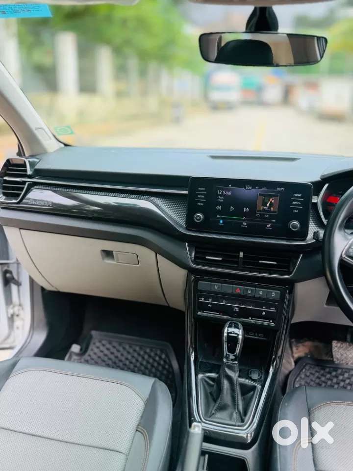 Skoda Kushaq 1.5 Tsi Style (6 Airbags) Dsg, 2023, Petrol