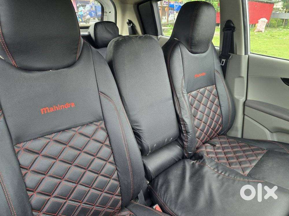 Mahindra Kuv 100 Mfalcon G80 K8 Dual Tone, 2017, Petrol