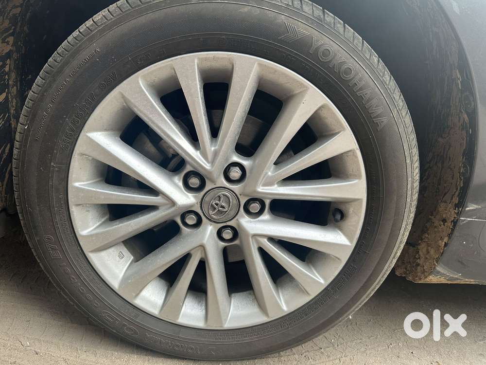 Toyota Camry 2.5 Hybrid, 2015, Electric