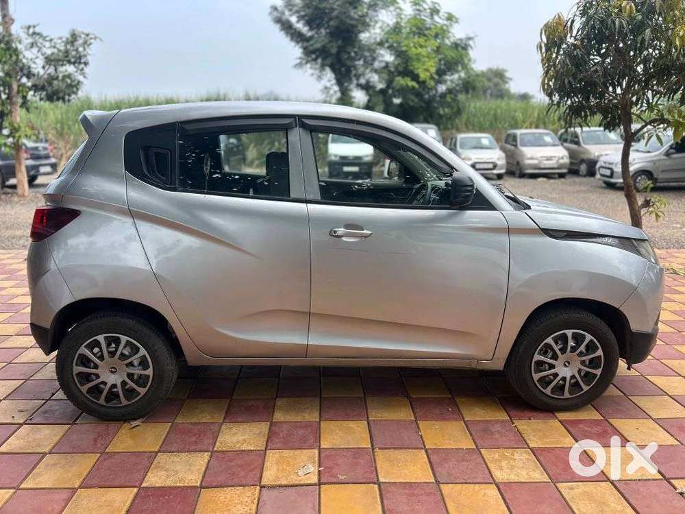 Mahindra Kuv 100, 2016, Petrol